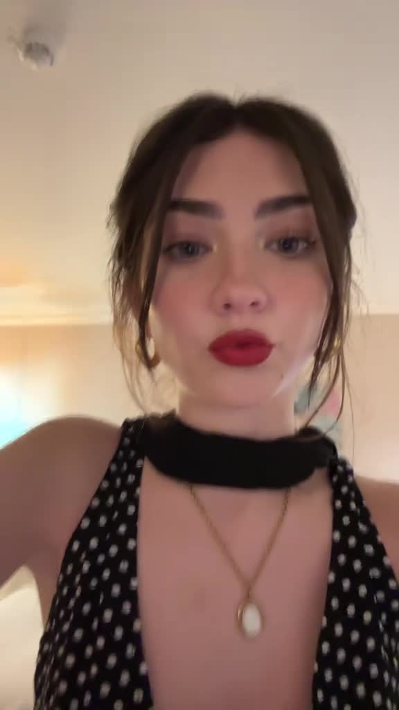 Video 1136814 from Lyzzahh / lizaseri
