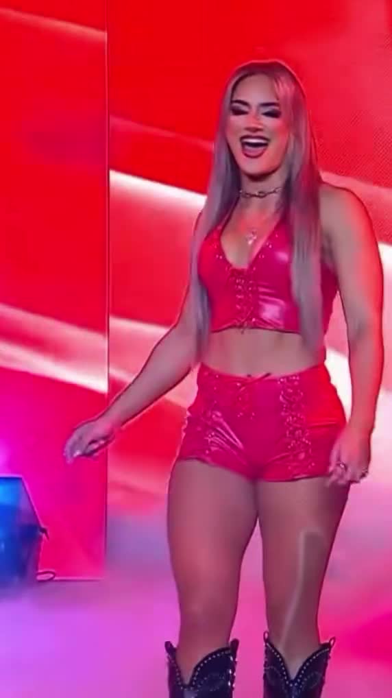 Video 1137115 from Fallon Henley (WWE)