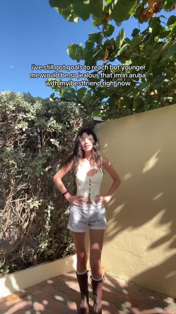 Video 1137979 from Lyzzahh / lizaseri