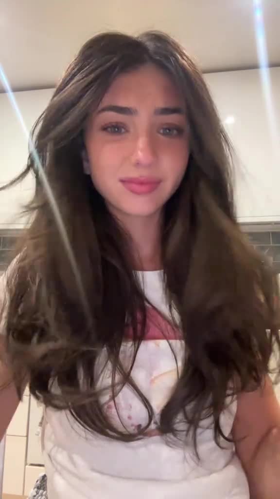 Video 1137991 from Lyzzahh / lizaseri