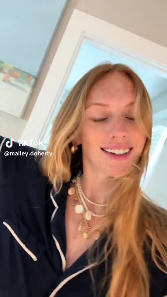 Video 1138483 from Malley Doherty / malley.doherty