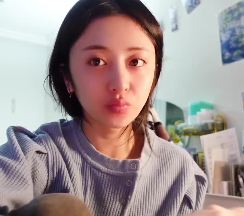 Video 1142018 from Huh Yunjin 허윤진 | LESSERAFIM