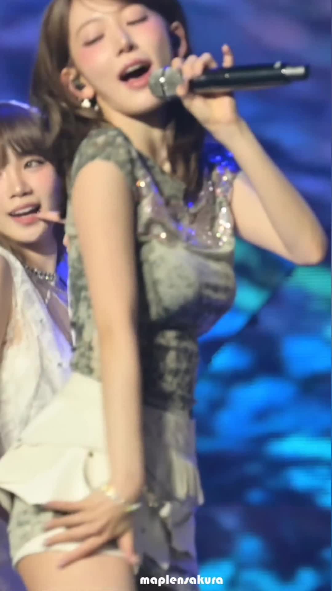 Video 1142464 from Sakura Miyawaki 宮脇 咲良 | LESSERAFIM