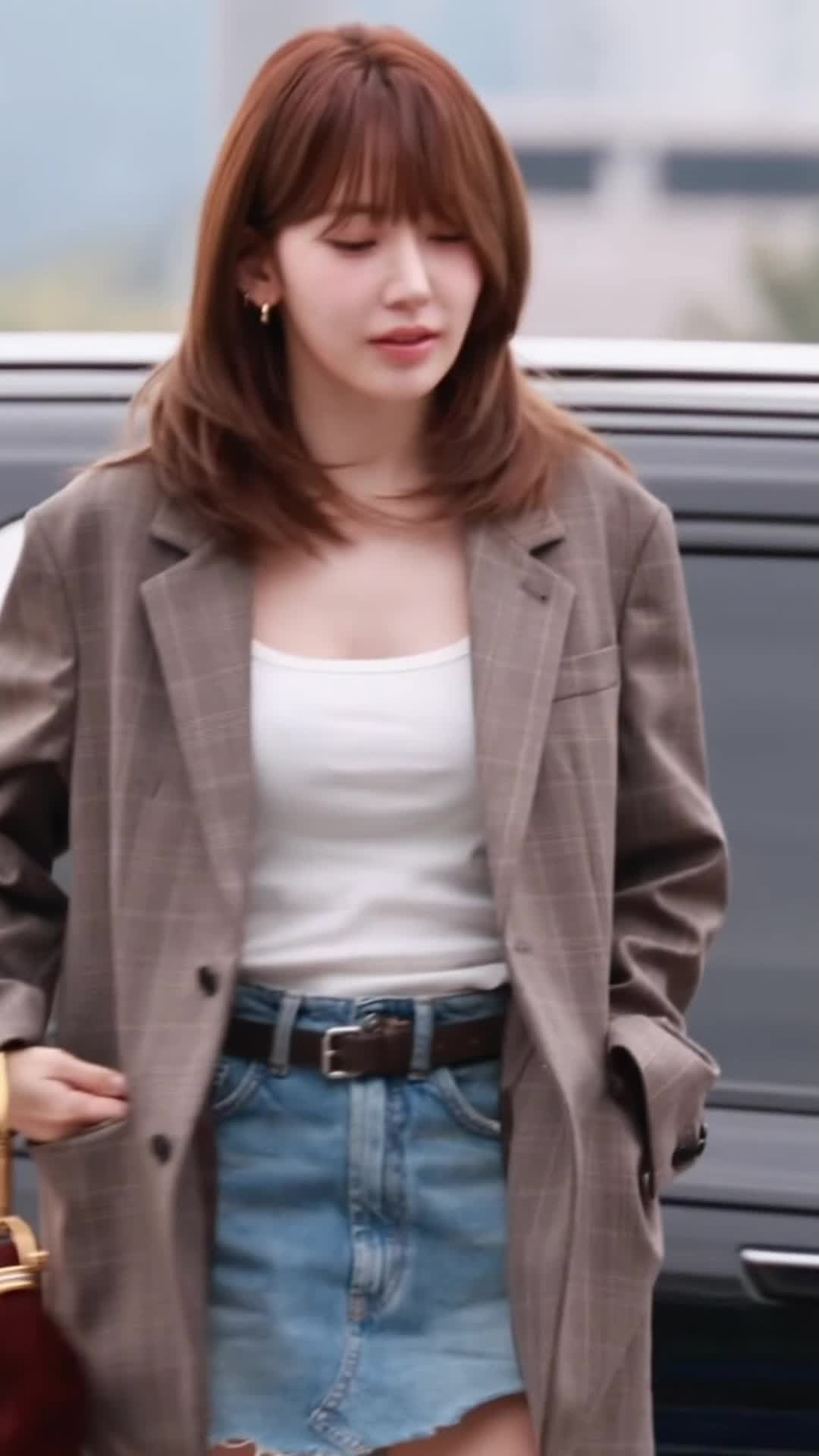 Video 1142503 from Sakura Miyawaki 宮脇 咲良 | LESSERAFIM