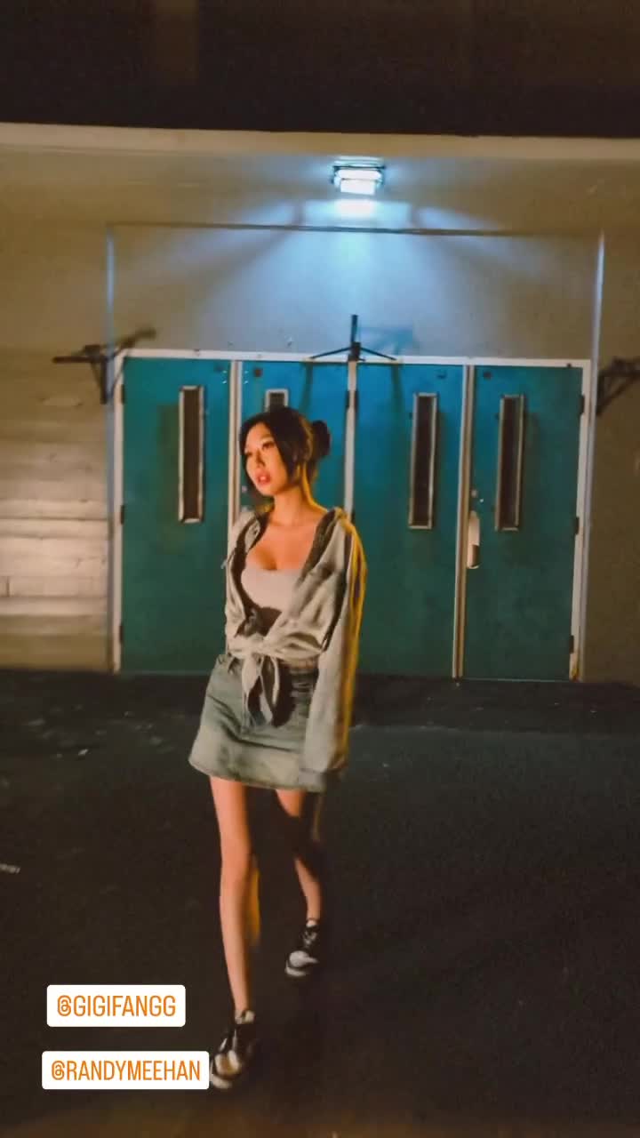 Video 1143113 from Winterfaerie / Gigi Fang