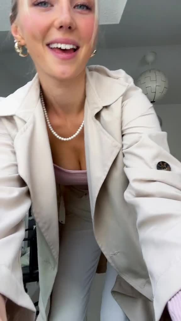 Video 1144910 from elena.zbt / Elena Zoe