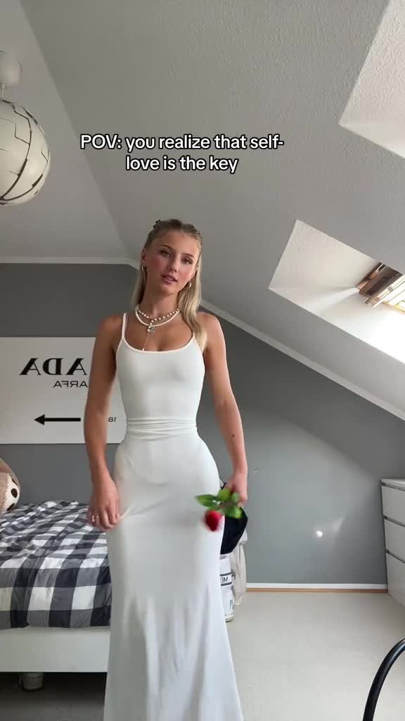 Video 1144919 from elena.zbt / Elena Zoe