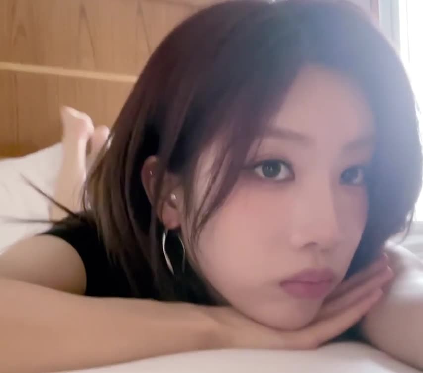 Video 1146146 from Odd Eye Circle (ARTMS / LOONA)