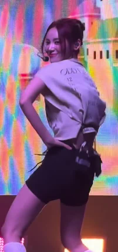 Video 1146154 from Odd Eye Circle (ARTMS / LOONA)