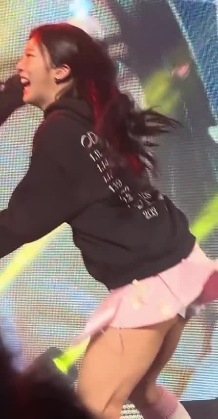 Video 1146158 from Odd Eye Circle (ARTMS / LOONA)