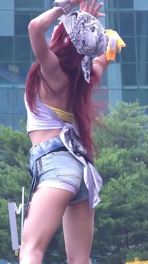 Video 1146168 from Odd Eye Circle (ARTMS / LOONA)