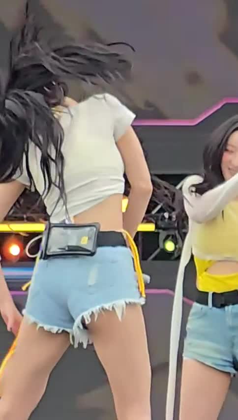 Video 1146181 from Odd Eye Circle (ARTMS / LOONA)