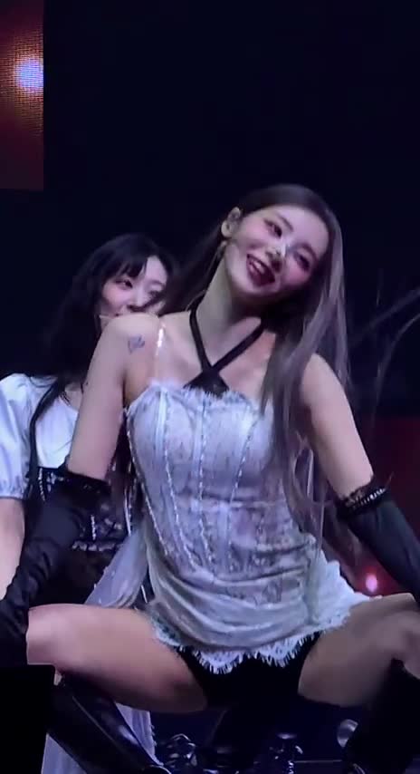 Video 1146210 from Odd Eye Circle (ARTMS / LOONA)