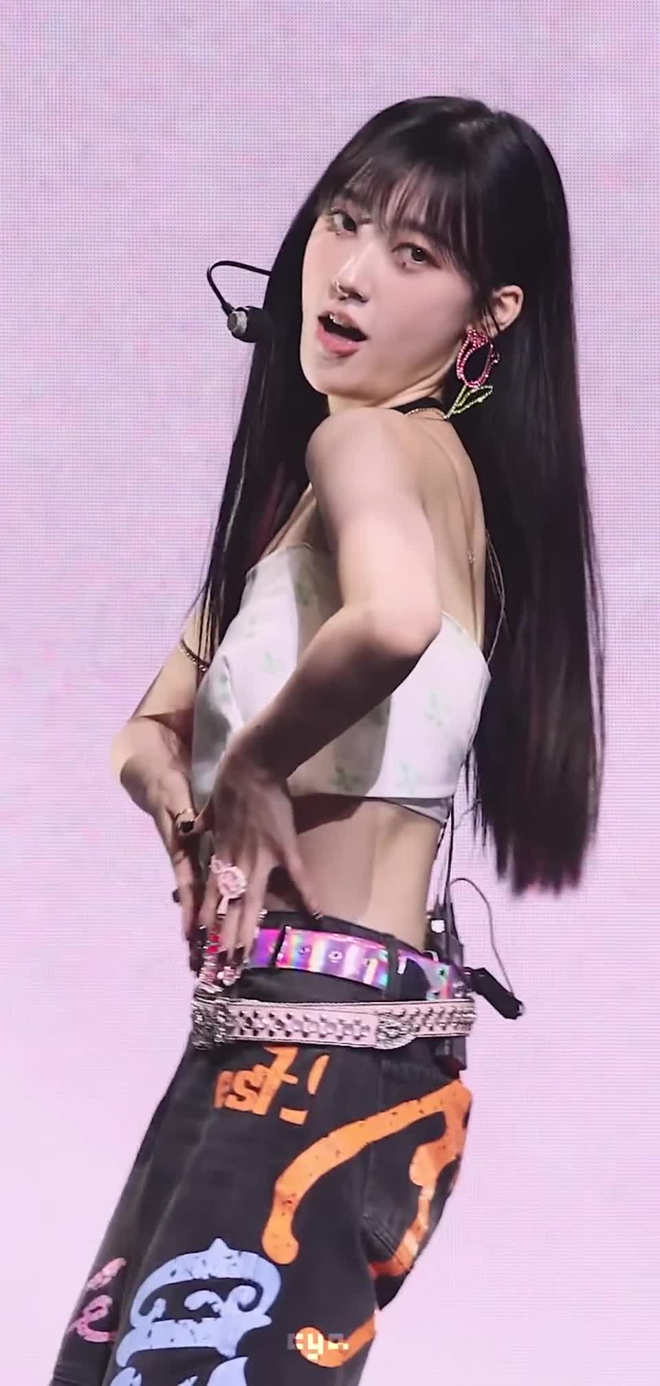 Video 1146230 from Odd Eye Circle (ARTMS / LOONA)