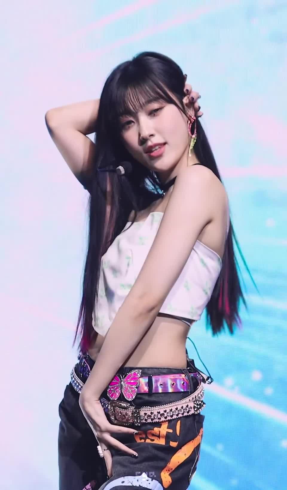 Video 1146236 from Odd Eye Circle (ARTMS / LOONA)