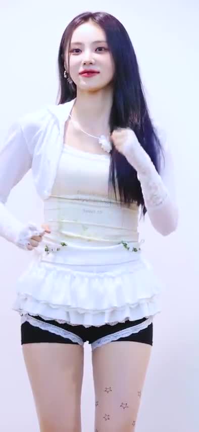 Video 1146239 from Odd Eye Circle (ARTMS / LOONA)