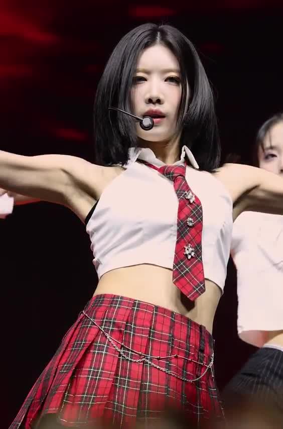 Video 1146243 from Odd Eye Circle (ARTMS / LOONA)