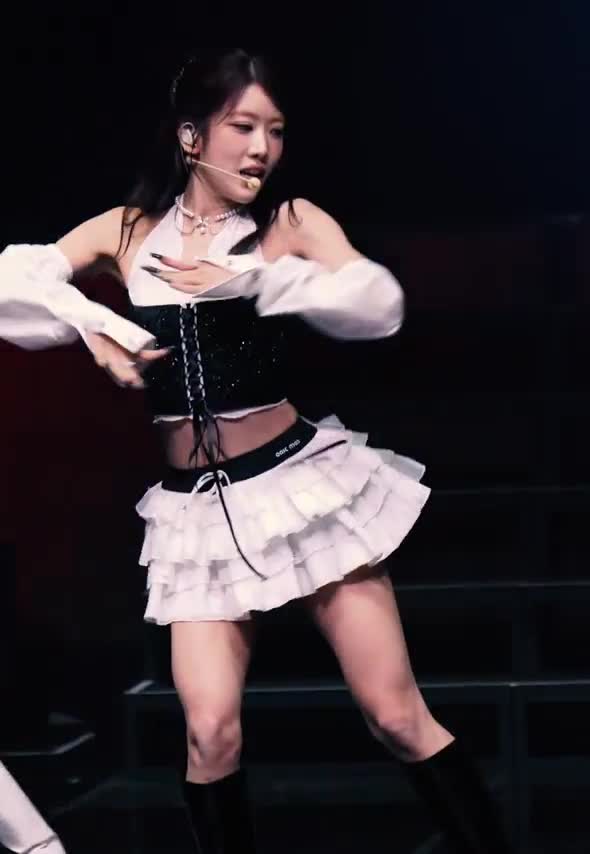 Video 1146251 from Odd Eye Circle (ARTMS / LOONA)