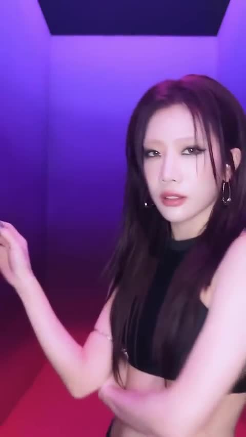 Video 1146257 from Odd Eye Circle (ARTMS / LOONA)