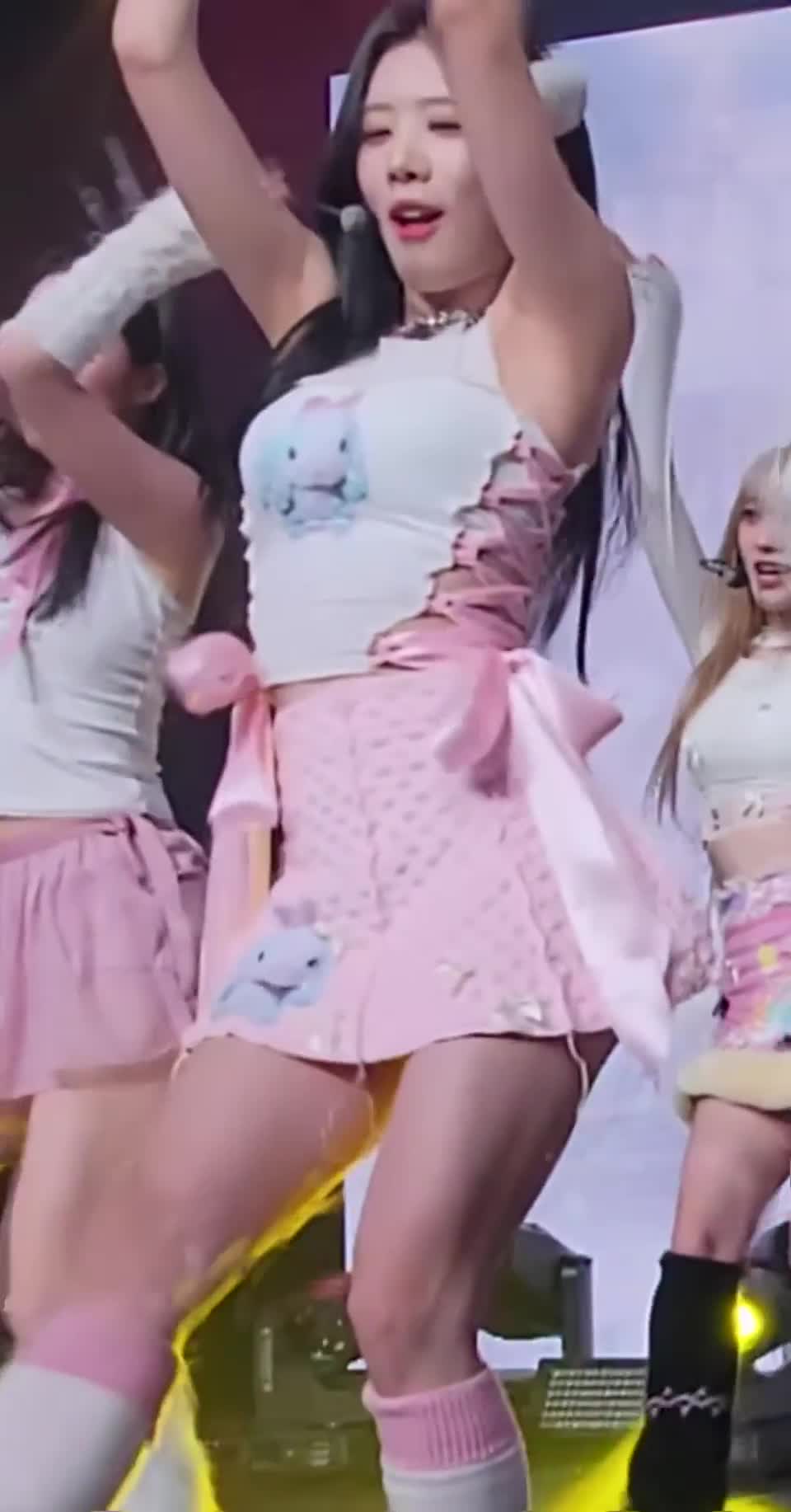 Video 1146254 from Odd Eye Circle (ARTMS / LOONA)