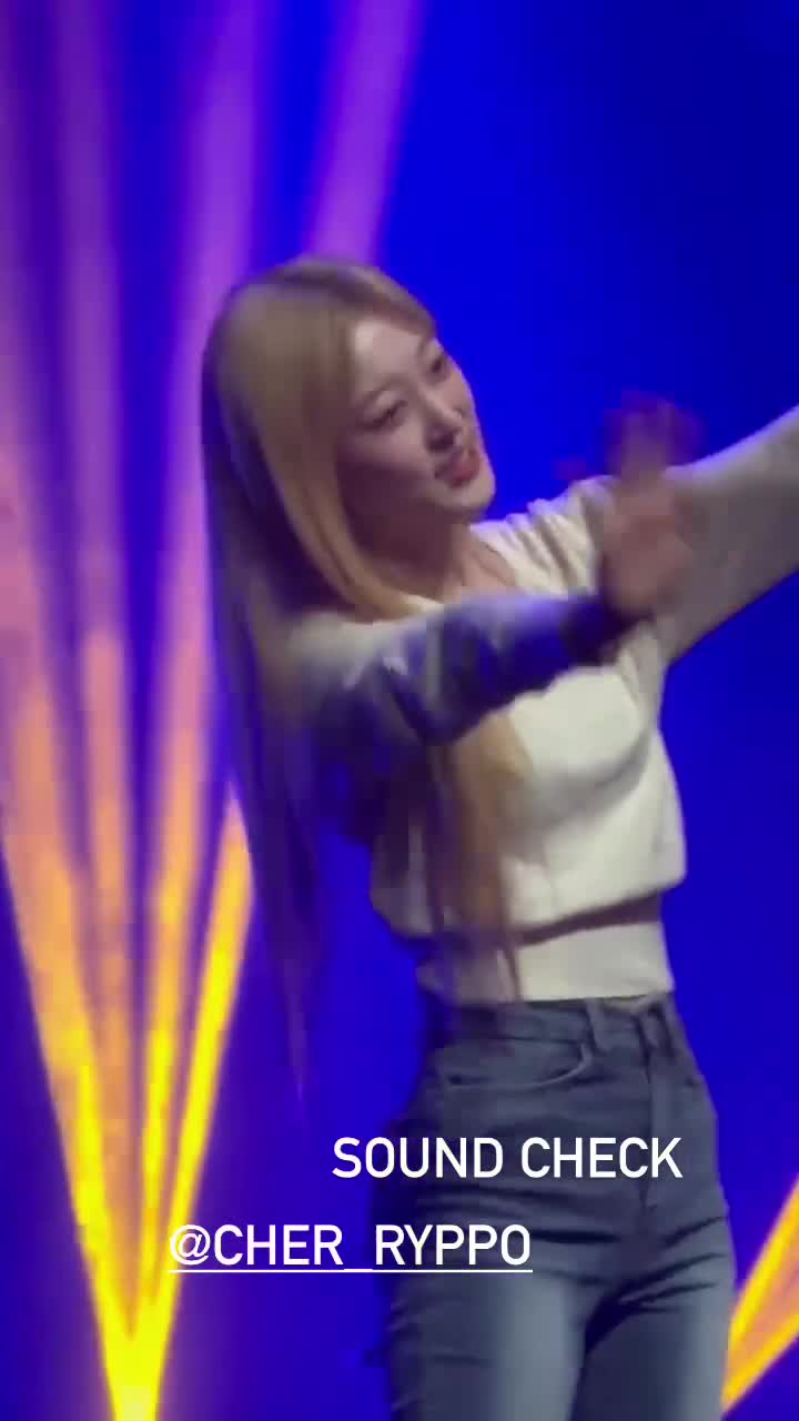 Video 1146266 from Odd Eye Circle (ARTMS / LOONA)