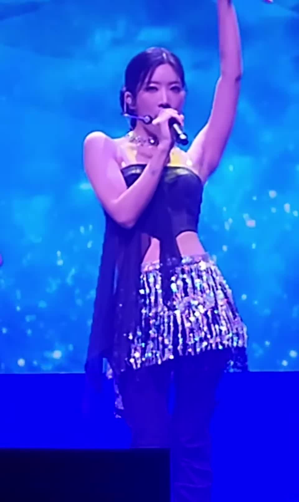 Video 1146283 from Odd Eye Circle (ARTMS / LOONA)