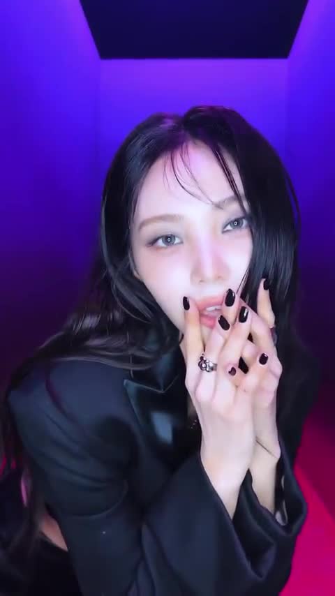 Video 1146301 from Odd Eye Circle (ARTMS / LOONA)