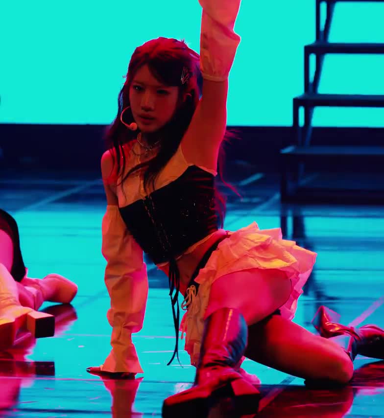 Video 1146304 from Odd Eye Circle (ARTMS / LOONA)