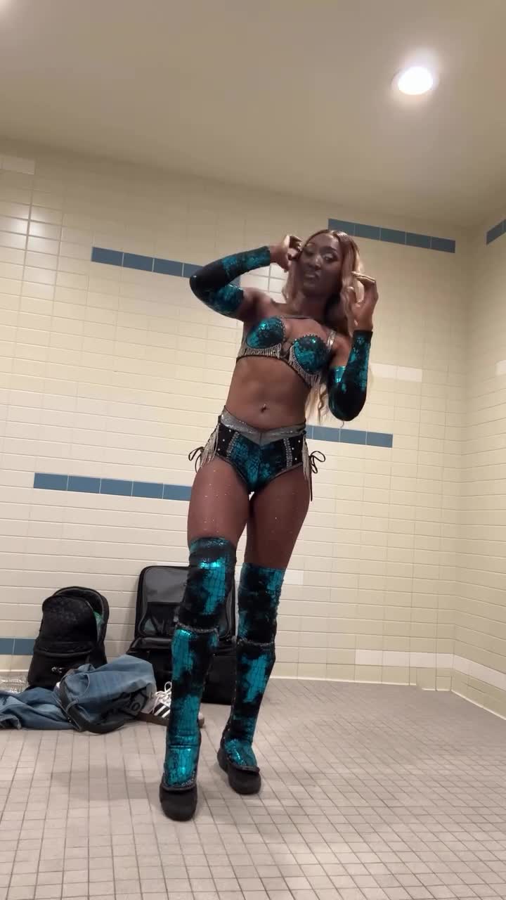 Video 1146705 from Queen Aminata / amisylle - AEW