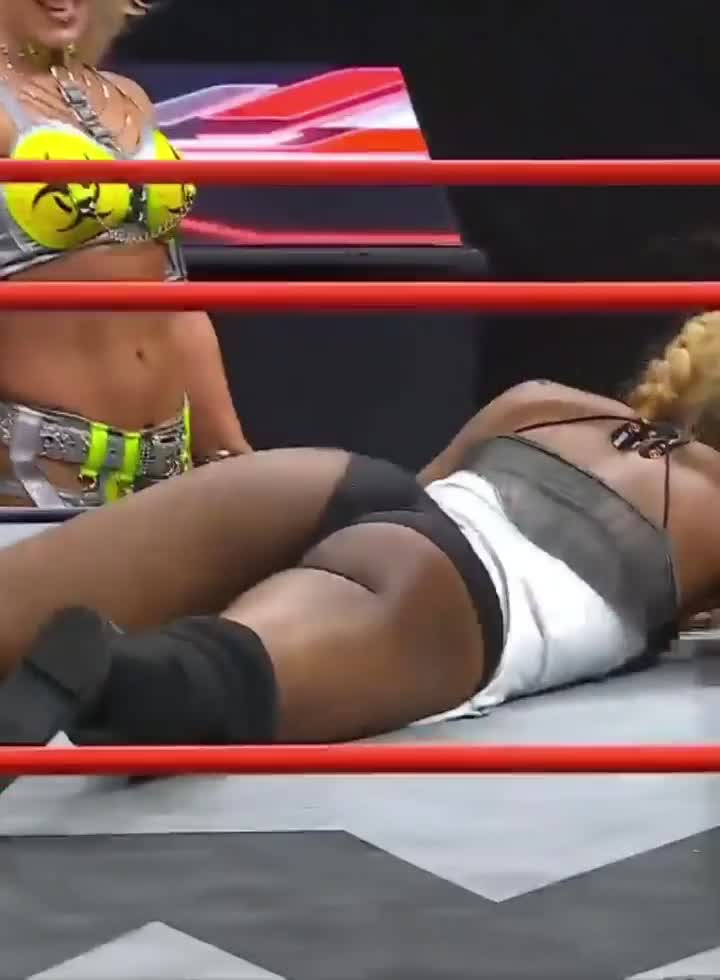 Video 1146707 from Queen Aminata / amisylle - AEW