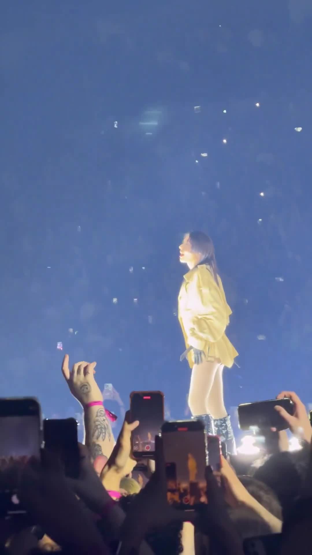 Video 1146733 from Caroline Polachek