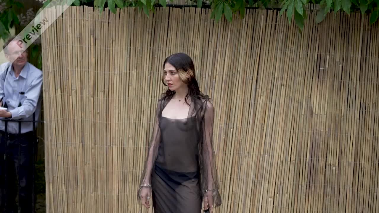 Video 1146742 from Caroline Polachek