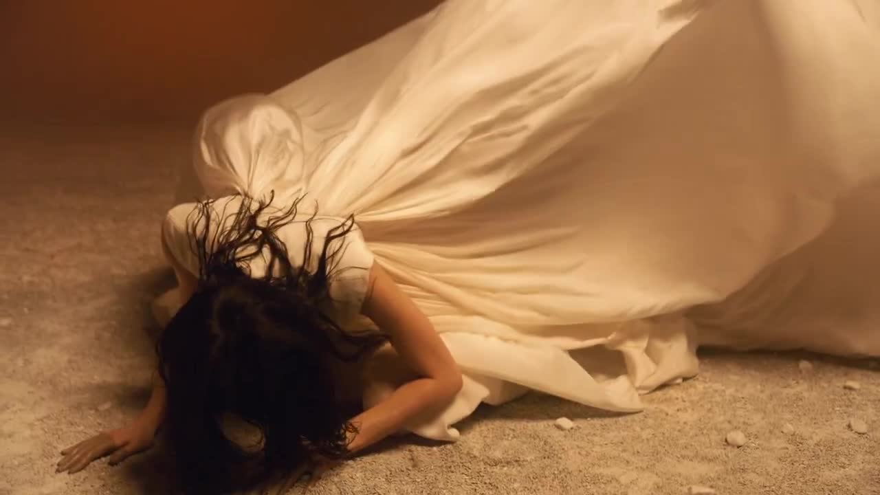 Video 1146744 from Caroline Polachek