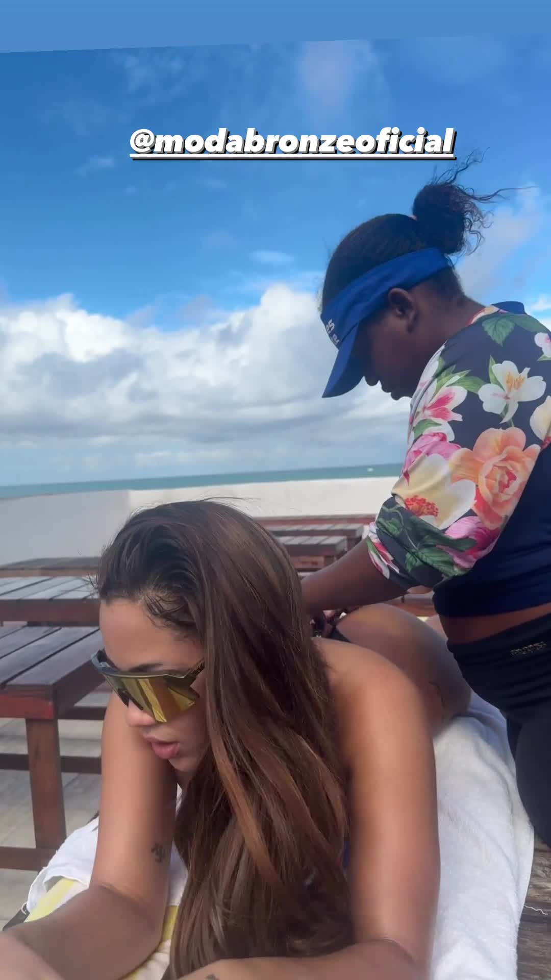 Video 1148353 from Vitoria Kelly (VK)