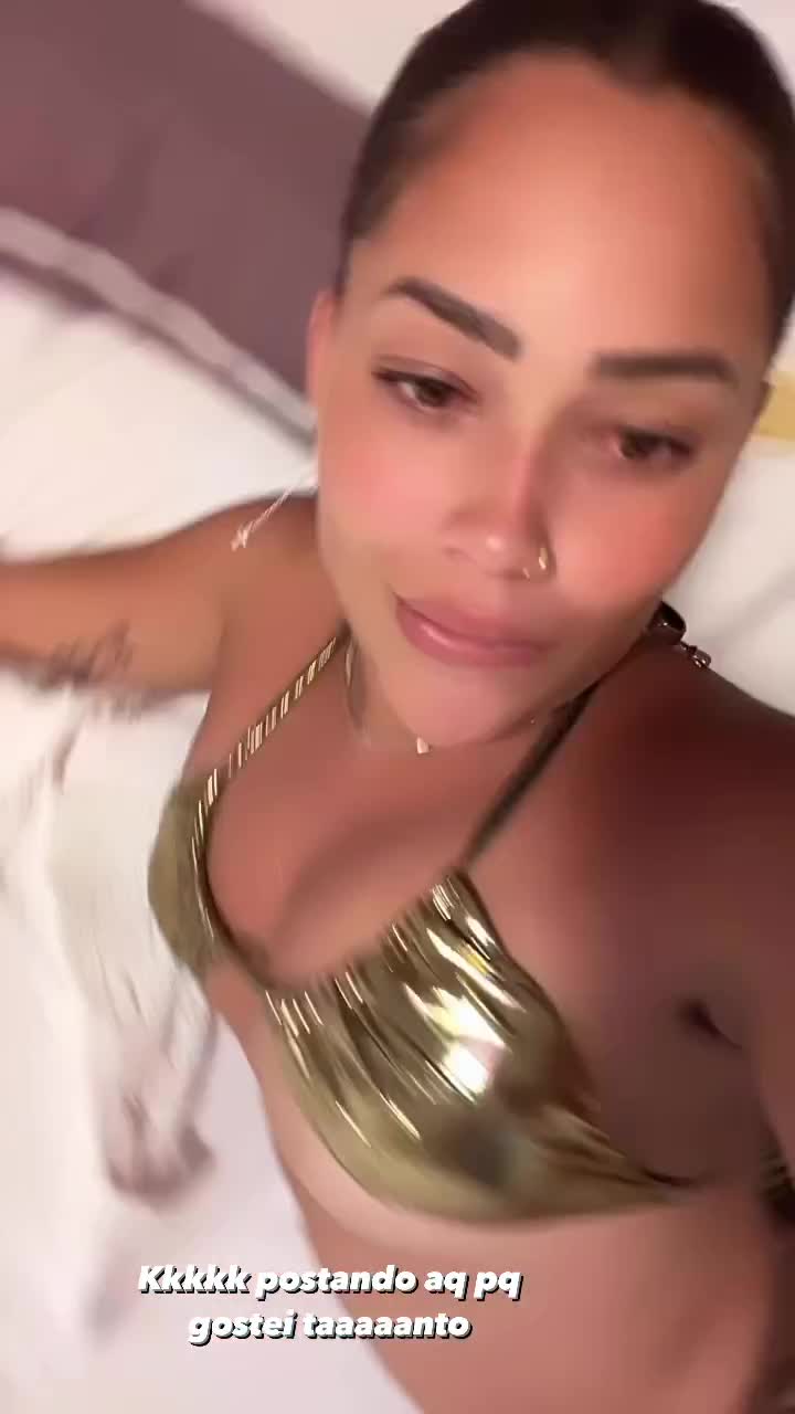Video 1148366 from Vitoria Kelly (VK)
