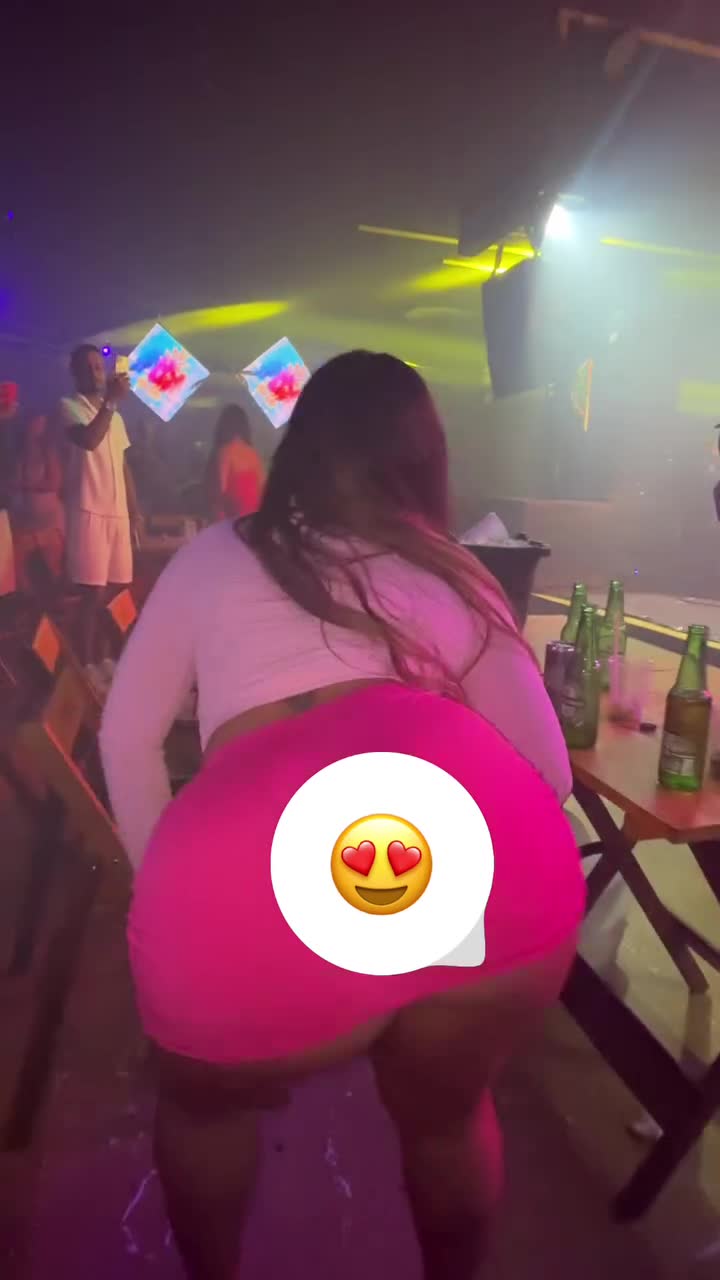 Video 1148363 from Vitoria Kelly (VK)