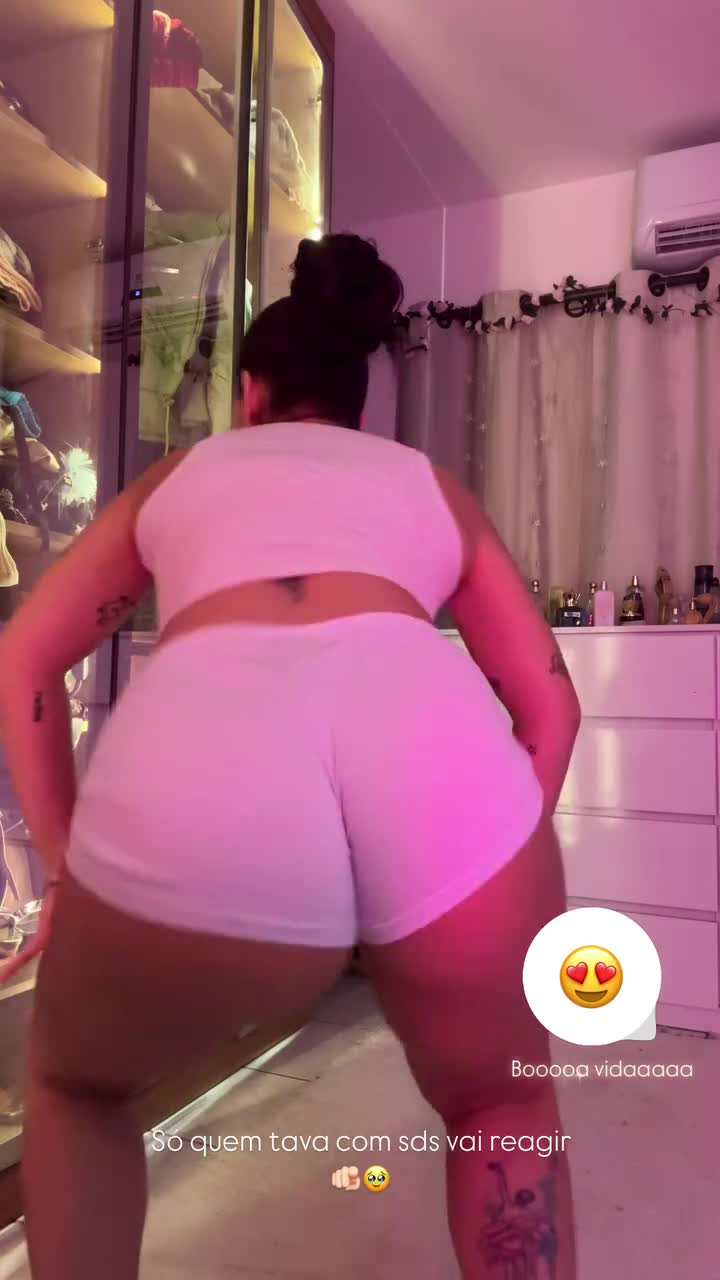 Video 1148402 from Vitoria Kelly (VK)