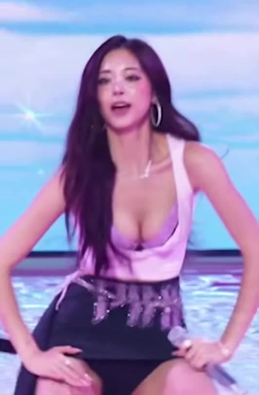 Video 1149392 from Tzuyu (Chiu Chú-jû) | Twice