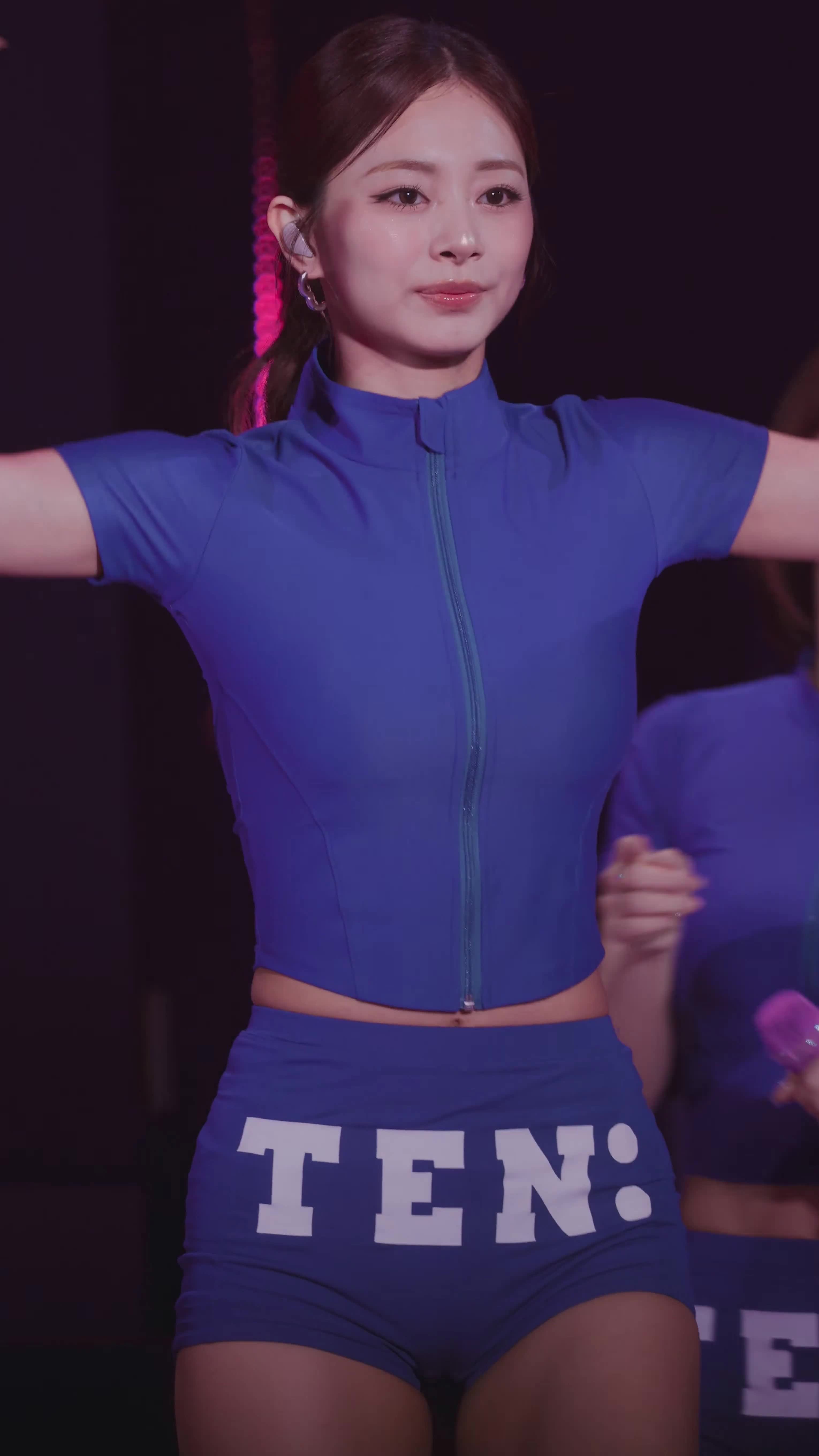Video 1149397 from Tzuyu (Chiu Chú-jû) | Twice