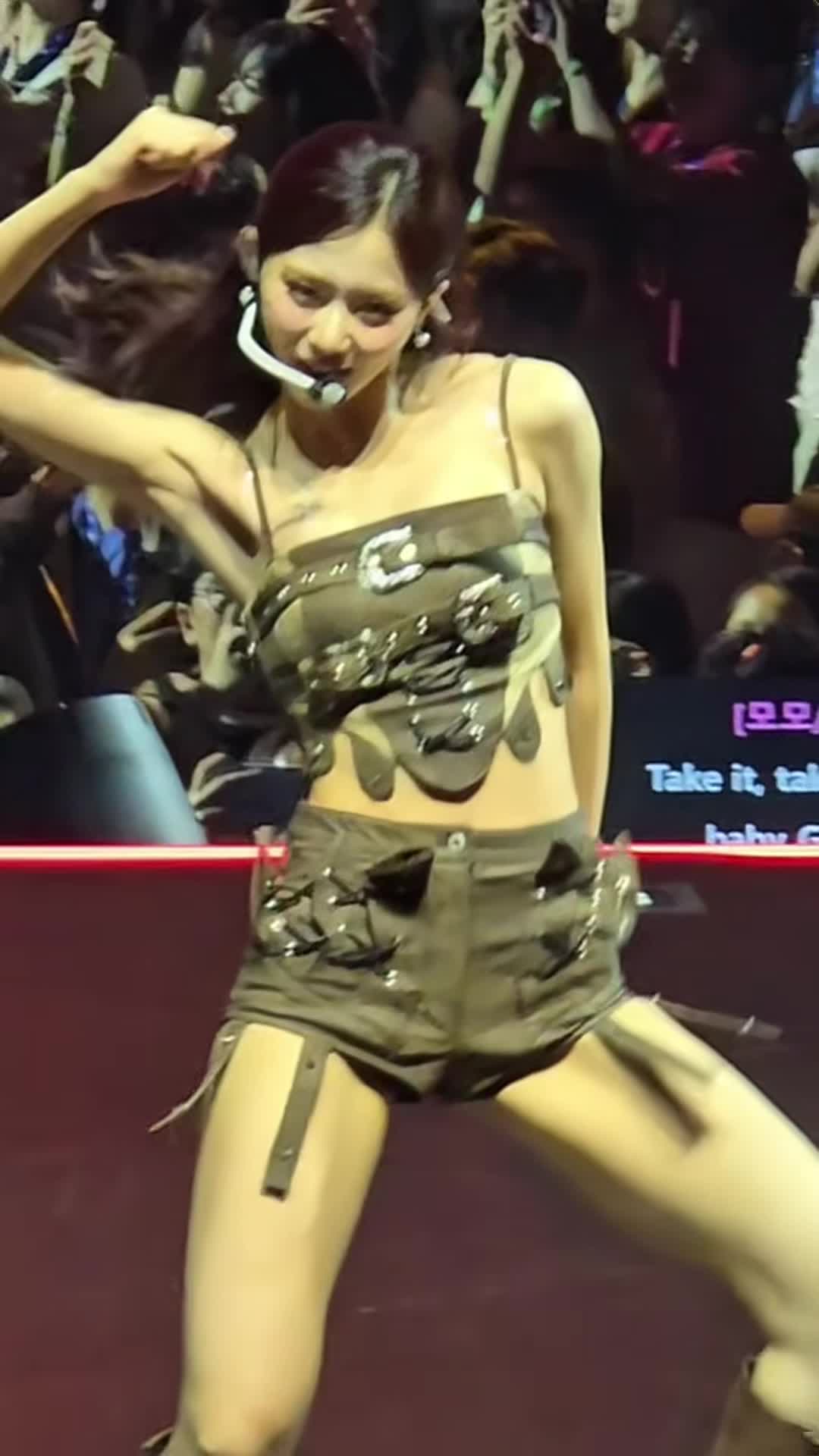 Video 1149432 from Tzuyu (Chiu Chú-jû) | Twice