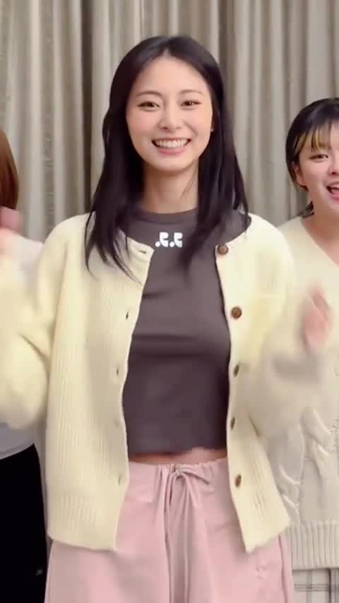 Video 1149530 from Tzuyu (Chiu Chú-jû) | Twice