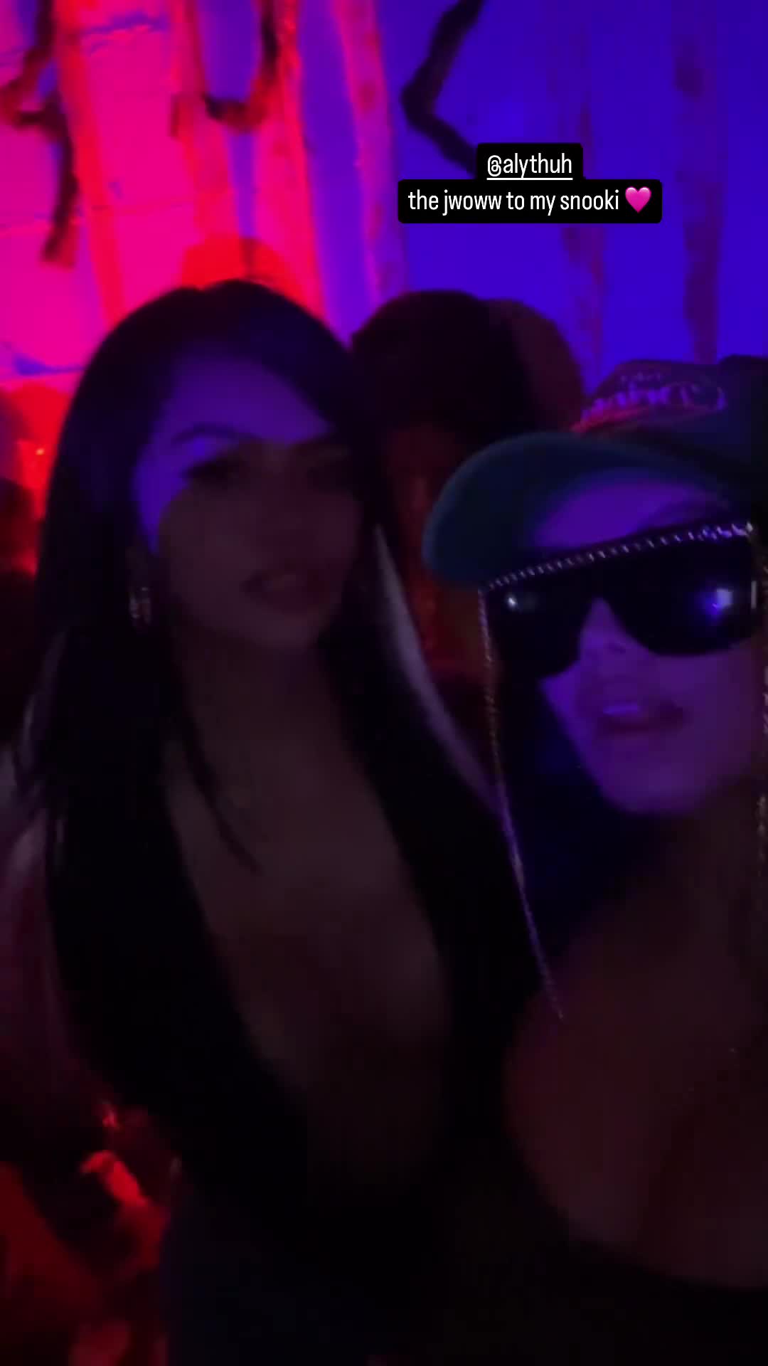 Video 1150435 from Alyssa Silos / Alythuh