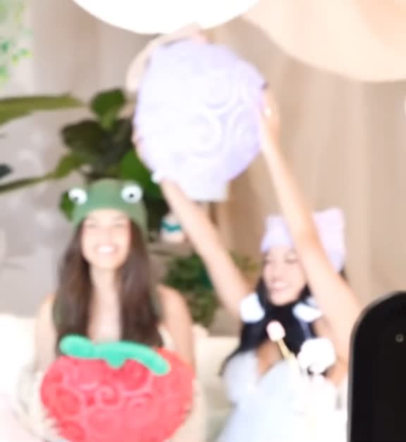 Video 1150434 from Alyssa Silos / Alythuh