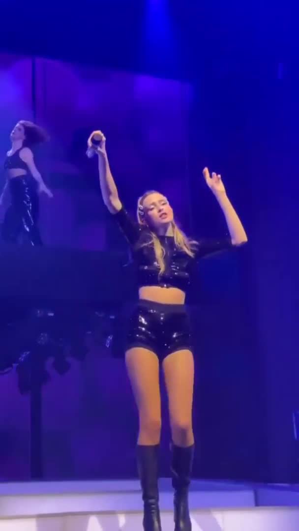 Video 1151006 from Angèle Van Laeken