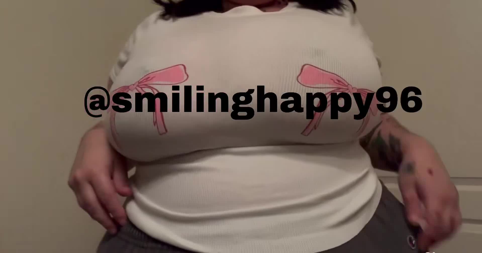 Video 1151153 from Smilezlots96 / Smilinghappy96