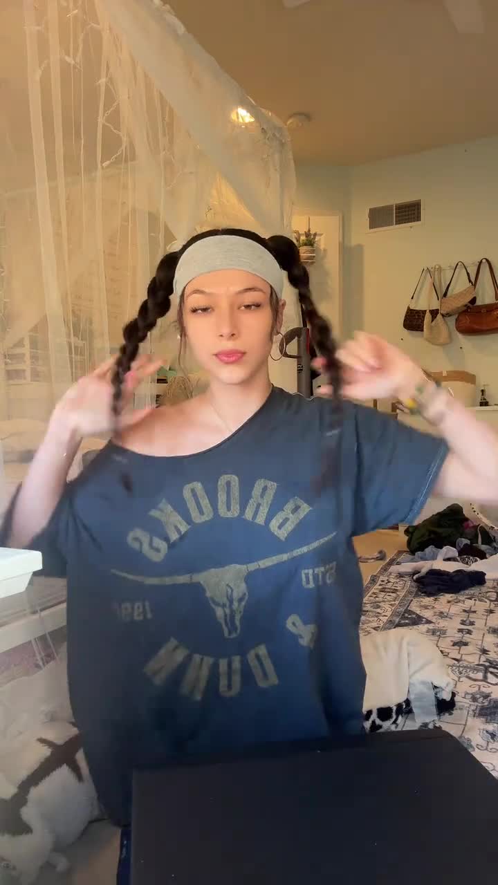 Video 1151567 from Mia Wynn / miawynning / miawynn_