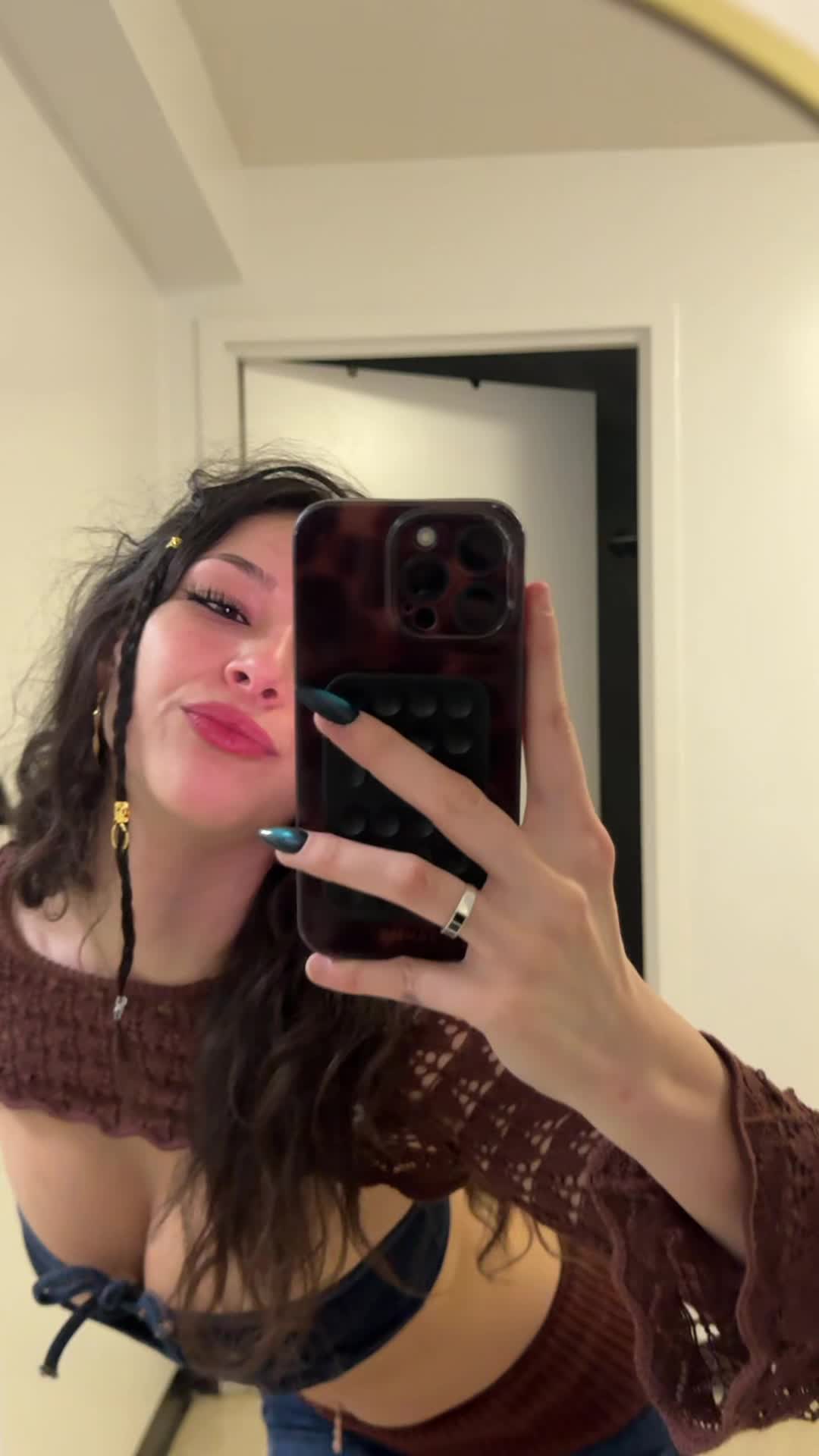 Video 1151634 from Mia Wynn / miawynning / miawynn_