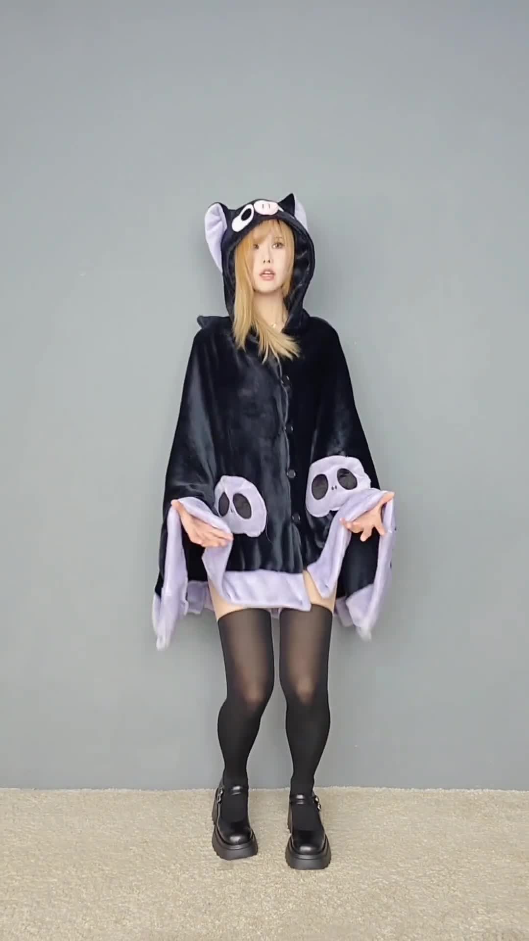 Video 1151833 from Spiral Cats Cosplay