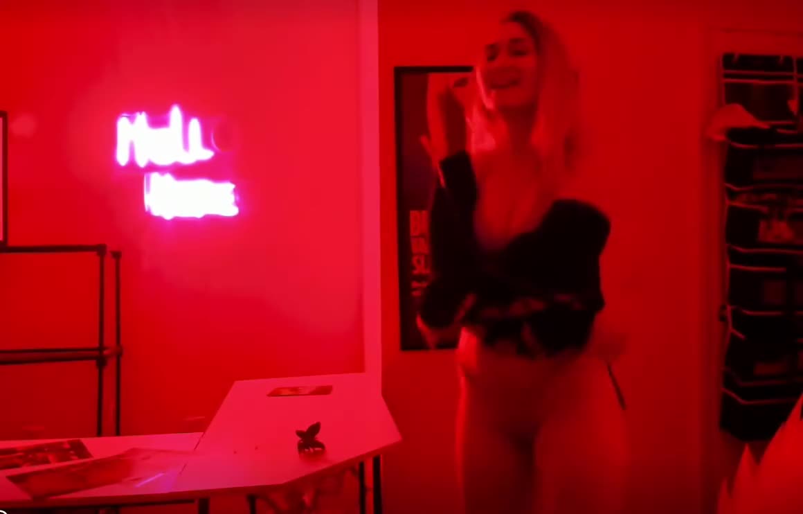 Video 1152122 from Ashton Birdie