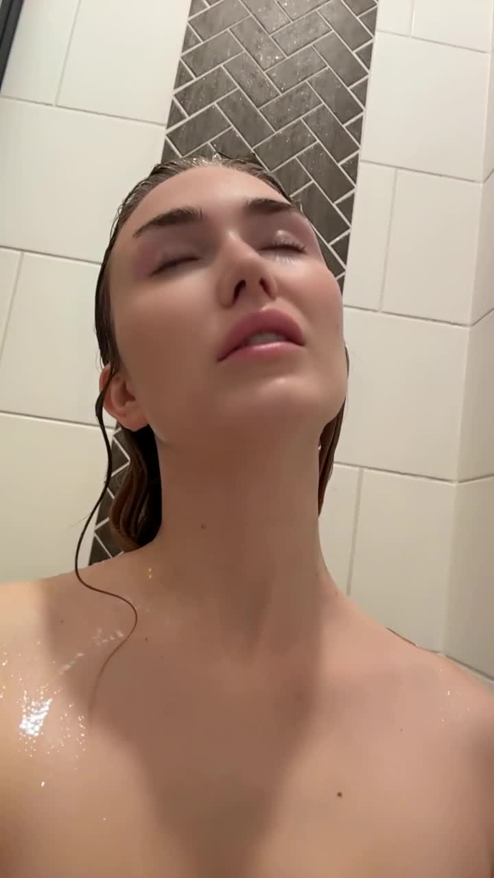 Video 1152136 from Ashton Birdie